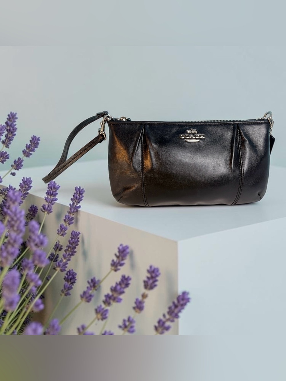 Vtg Coach Women Bag Colette Black Smooth Leather Zip